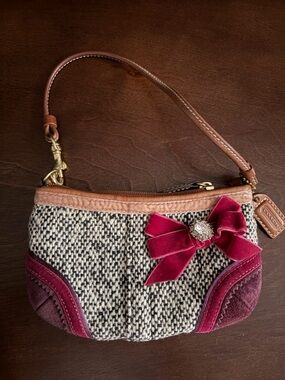 Coach Tweed & Suede Vintage Demi Wristlet HTF